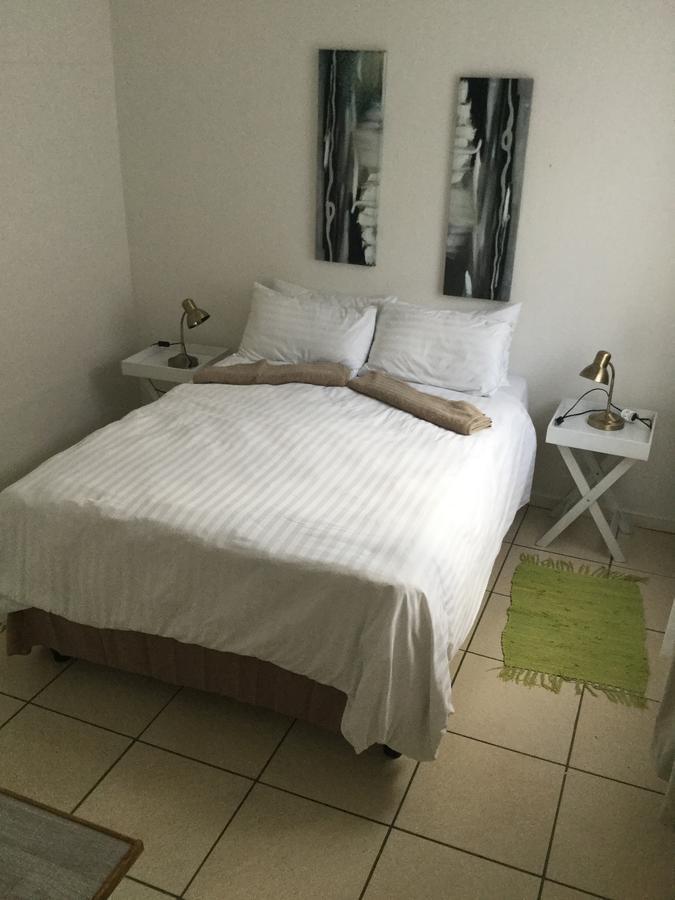 Self-Catering Studio, Unit 3 On Krupp 빈트후크 외부 사진